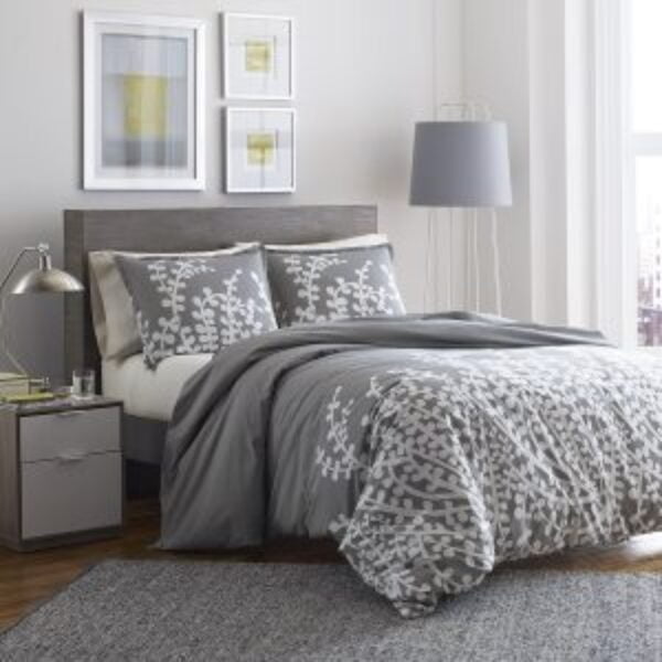 Full / Queen 100-percent Cotton Comforter Set with Grey White Floral Branch Pattern